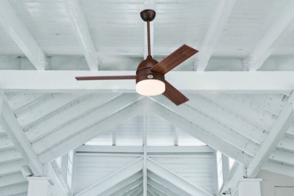 ⁦מאוורר תקרה דגם MISTRAL דקורטיבי  48"  NORTHER גוון קפה⁩ – תמונה ⁦4⁩