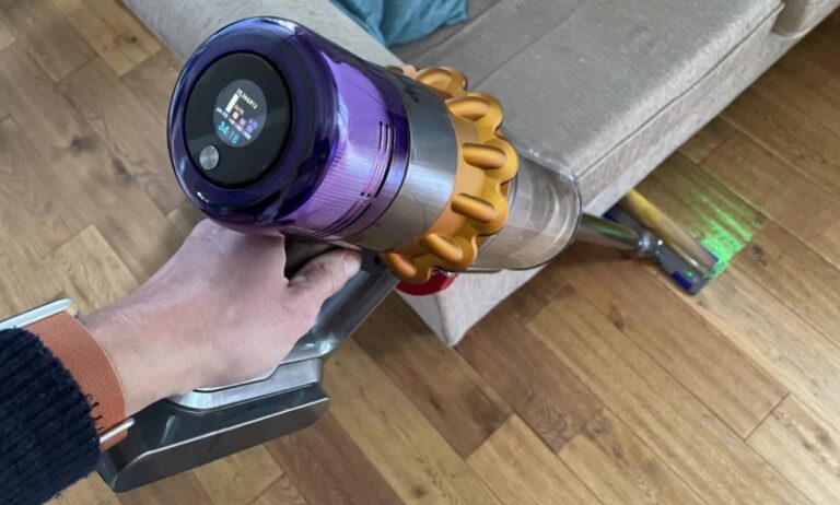 שואב אבק דייסון מבצע