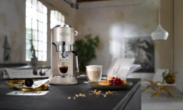 ⁦מכונת קפה ידנית דלונגי DELONGHI דגם EC885⁩ – תמונה ⁦2⁩